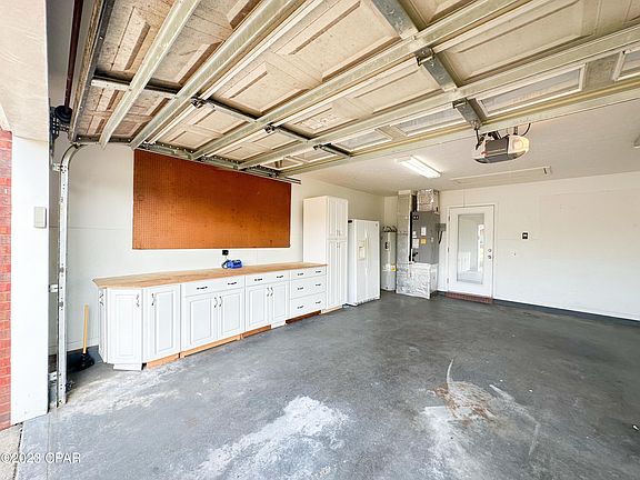 4th image of 1814 Bowman Ln