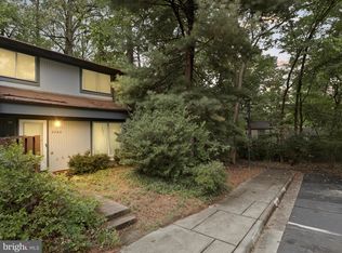 2266 White Cornus Ln, Reston, VA 20191