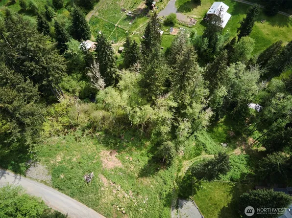 140 Skinner Road, Woodland, WA 98674