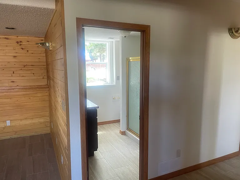 1222 Lake Forest Cir — Photo 5