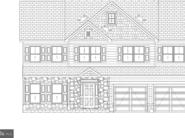 1801 Edgewood Dr, Shippensburg, PA 17257
