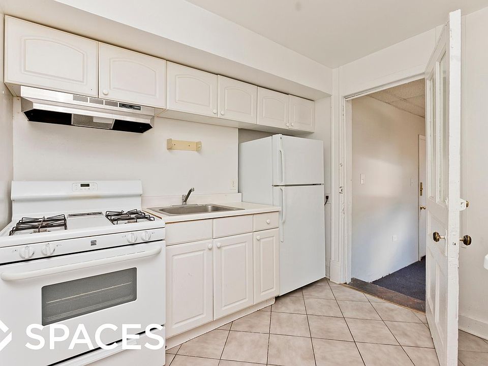 1st image of 2503 N Lincoln Ave #3SRE