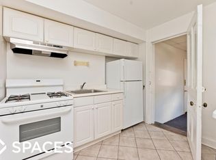 2503 N Lincoln Ave #3SRE, Chicago, IL 60614