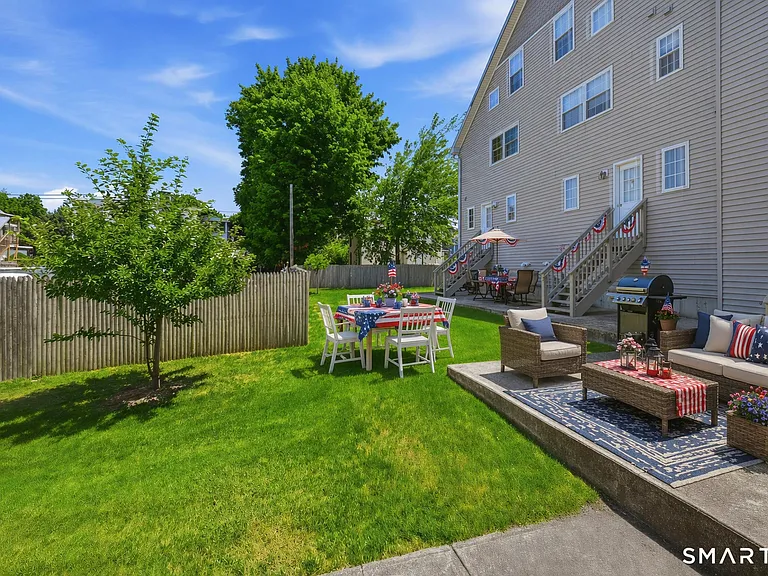 1 Union Ave #11 — Photo 15