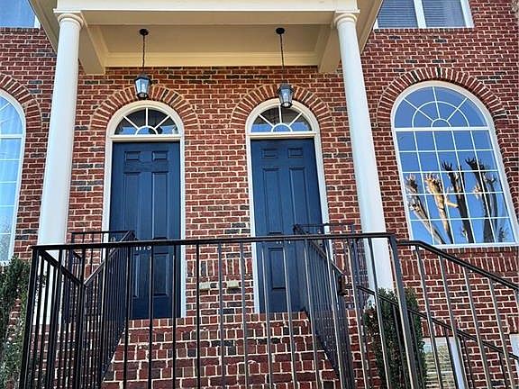 2nd image of 1181 Providence Pl