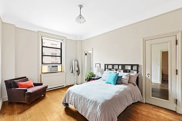 Sold by Compass | media 23