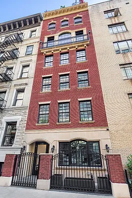 Rented by Camelot Realty Group | media 24