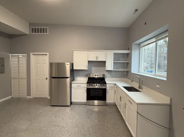 1512 S Karlov Ave #1B, Chicago, IL 60623