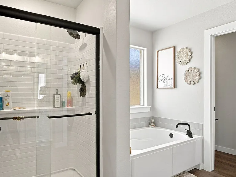 10401 Pronghorn Rd — Photo 15