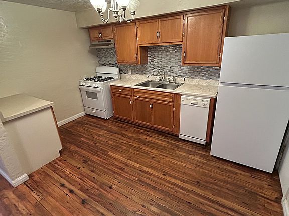 4th image of 1515 Ross St