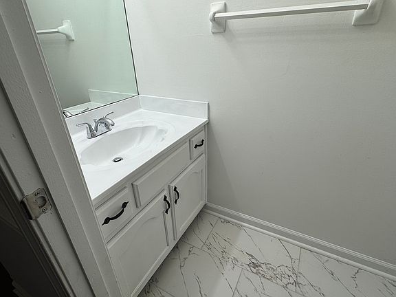 5899 Rdigehill Dr 3_05052025