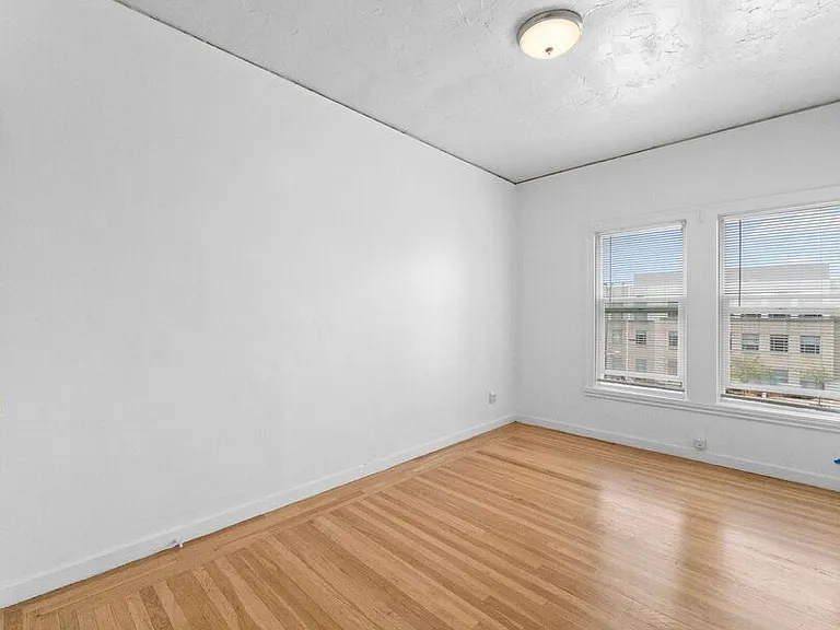 1856 Spruce Street — Photo 11
