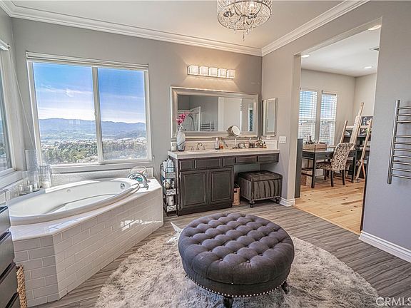 3rd image of 28076 Bridlewood Dr