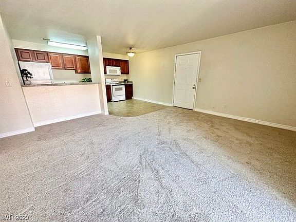3rd image of 4480 Sandy River Dr Unit 66