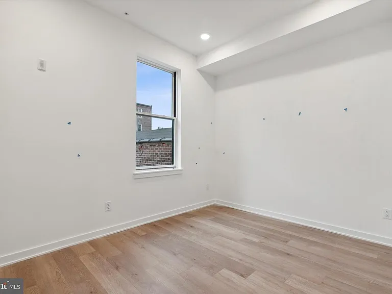 1704 Frankford Ave #202 — Photo 8