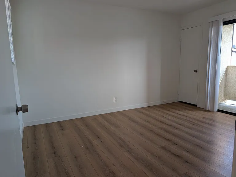 2120 Mountain View Rd — Photo 8
