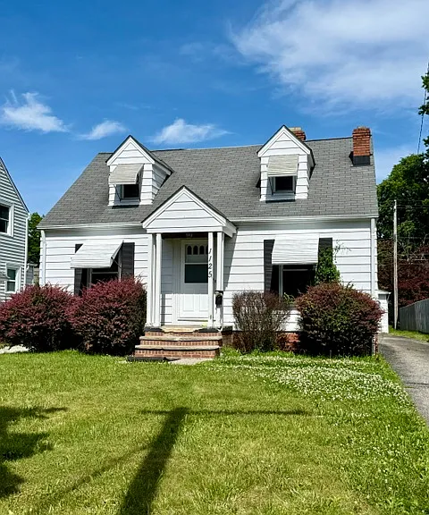 1125 Winston Rd — Photo 1