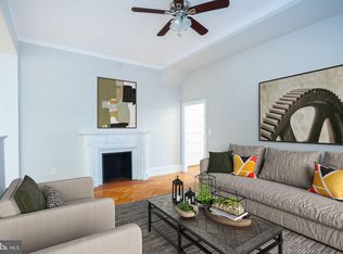 250 S 13th St APT 2B, Philadelphia, PA 19107