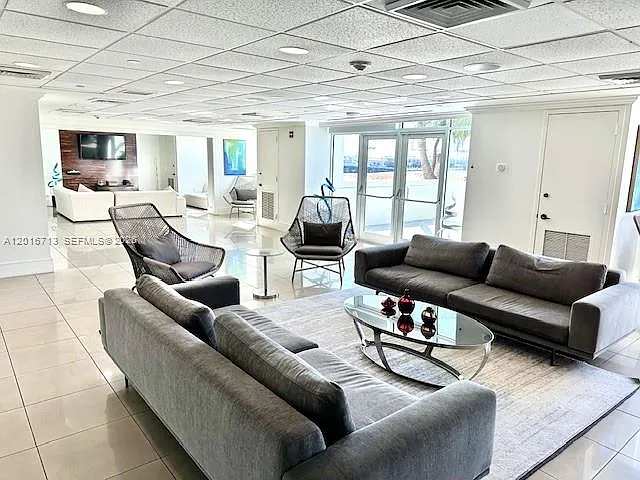 650 West Ave #1406 — Photo 26