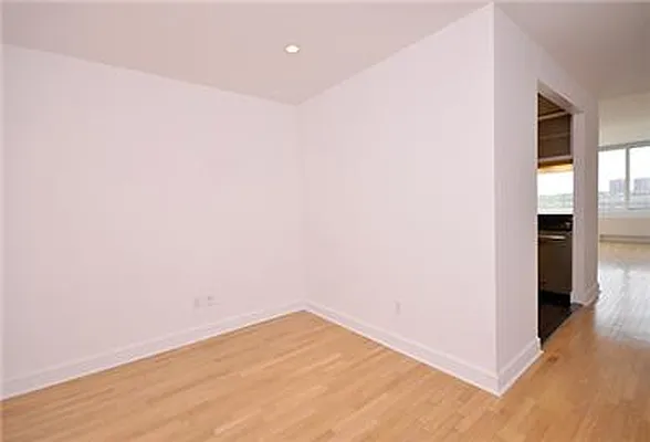 Sold by Sumitomo Real Estate Sales | media 14
