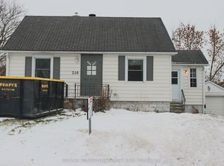 240 Dunlop St, Pembroke, ON K8A2P9