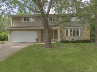 5608 Hillside Ct, Edina, MN 55439