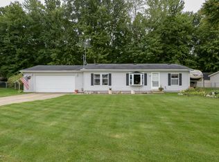 15 Westwood Dr, Springfield, MI 49037