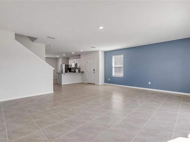 2725 Silver Canoe Dr — Photo 10