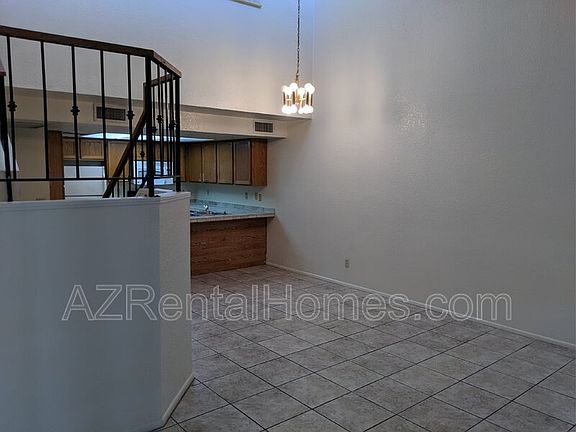 4th image of 609 E Mesquite Cir Unit 127