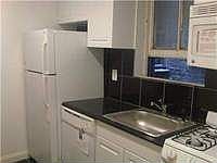 5th image of 507 E 83rd St APT 4C