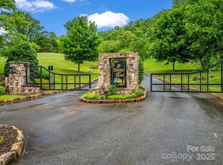 18 Giffords Ln #14, Asheville, NC 28803