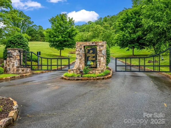 18 Giffords Ln #14, Asheville, NC 28803