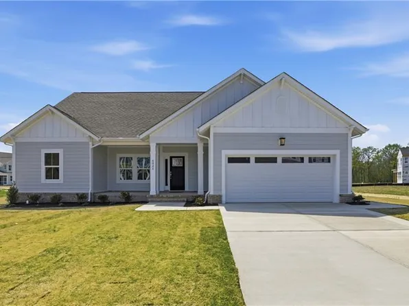 6026 Sam Callis Cir, Suffolk, VA 23435