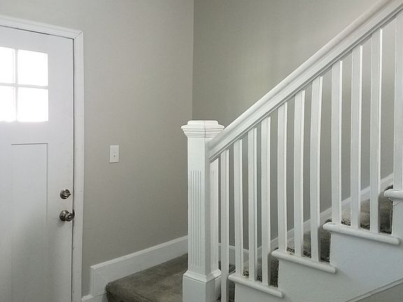 2nd image of 1411 W 39th St