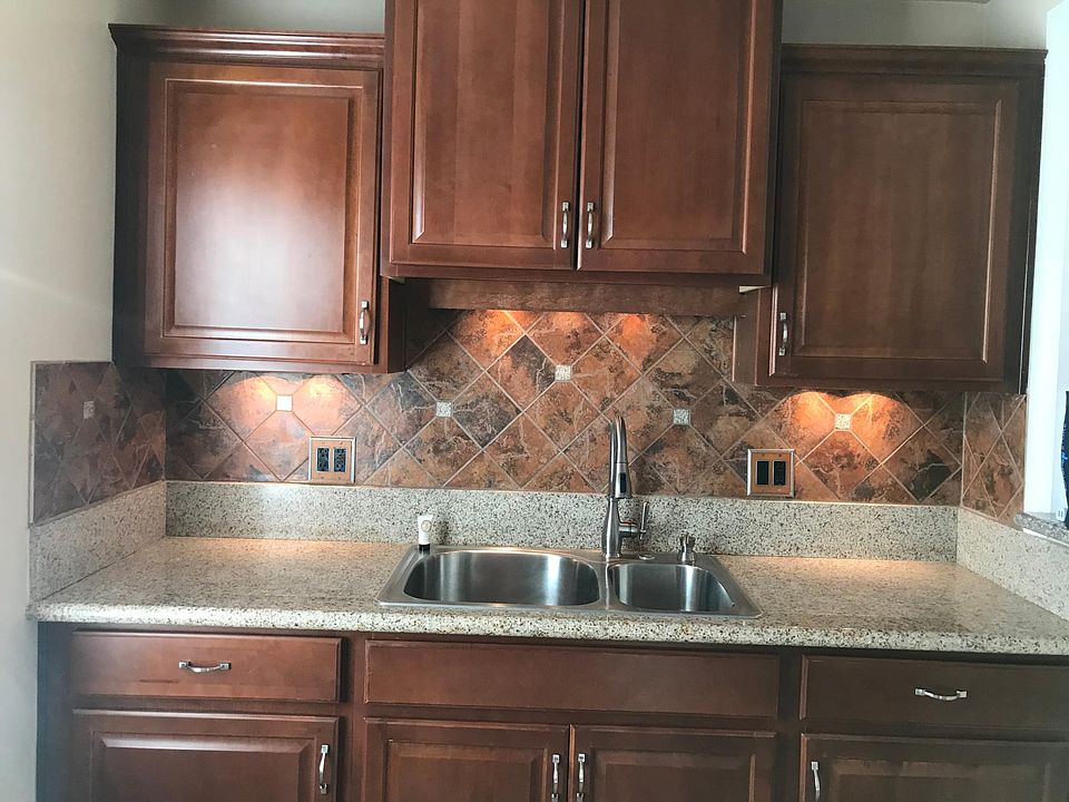 1st image of 263 La Verne Ave APT 3