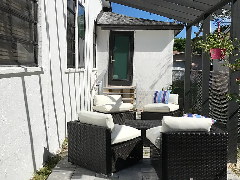 5145 NW 5th Ave — Photo 5