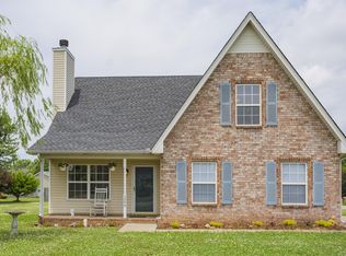 1240 Saint Andrews Dr, Murfreesboro, TN 37128
