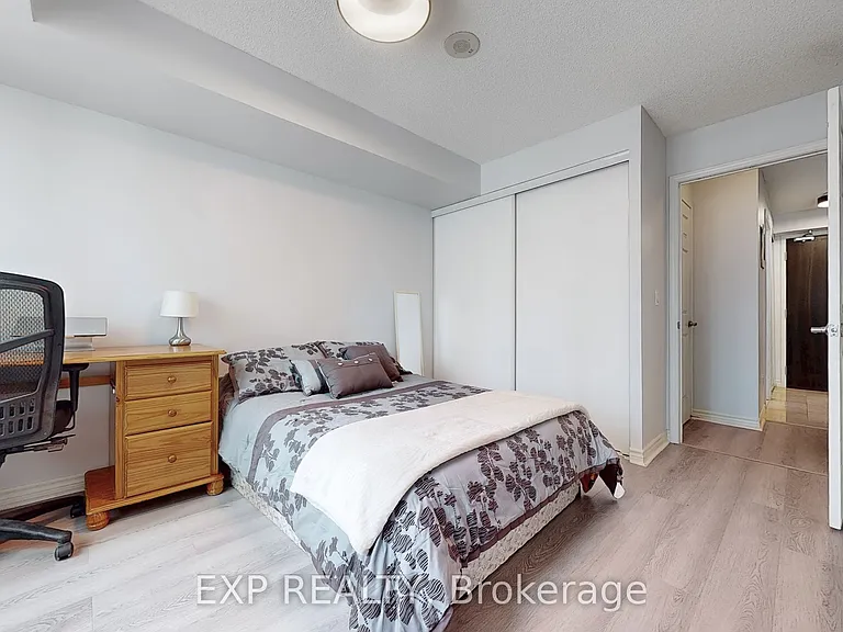 25 Lower Simcoe St #1106 — Photo 16