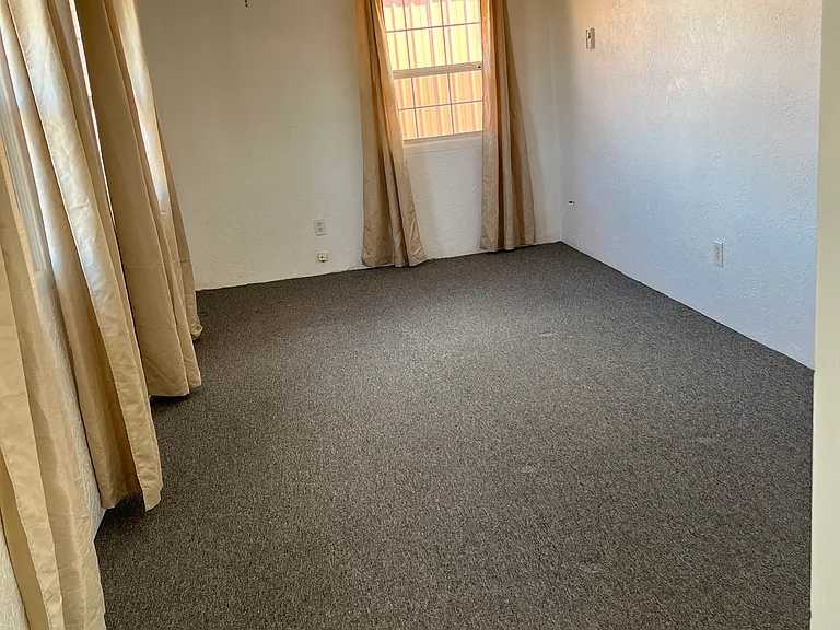 1514 Hickory St NE #1514 — Photo 1