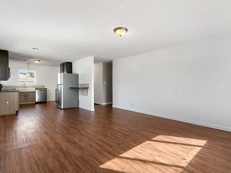 3290 Cherry St #1 — Photo 17