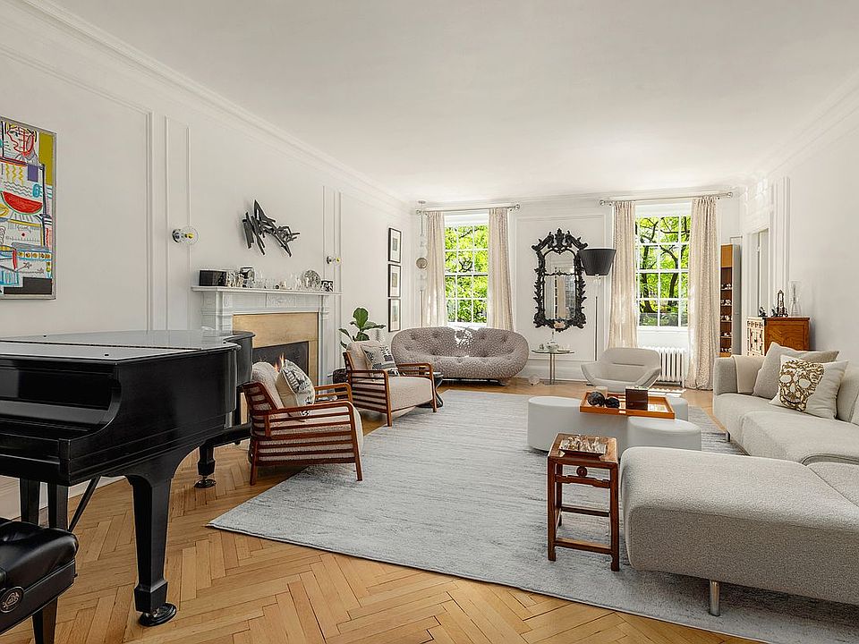 1st image of 580 Park Ave APT 3A