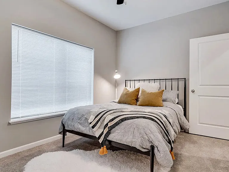 Circle Pines, MN Lexington Lofts | Harrison | Bedroom