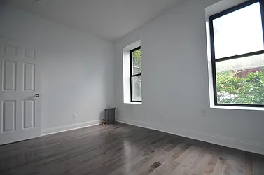 Rented by CITY SKYLINE REALTY INC