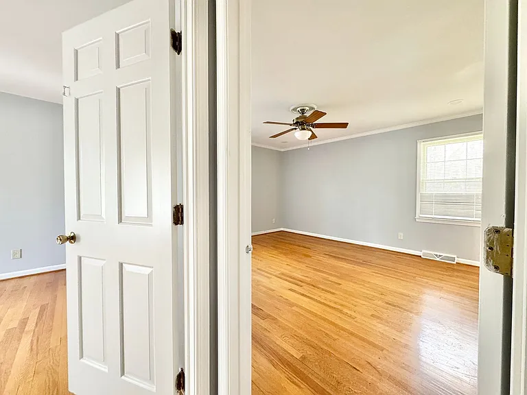 6104 Buckhorn Rd — Photo 15