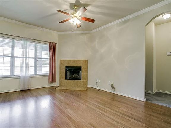 4th image of 512 Davis Dr