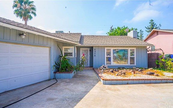 3rd image of 1375 Orchid Dr