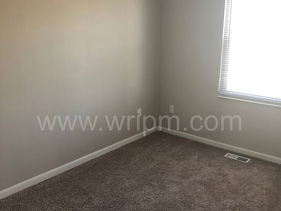 4th image of 11771 Elkwood Dr