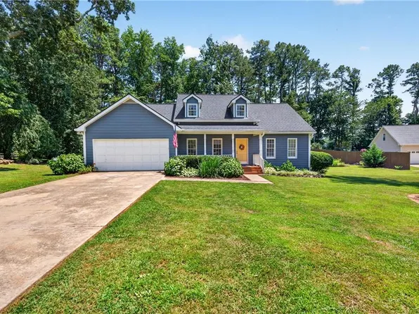 4420 Indian Trace Dr, Alpharetta, GA 30004