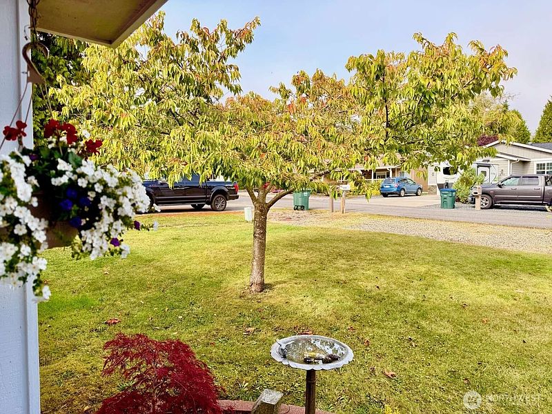2nd image of 8190 Skagit Way