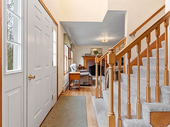 3rd image of 75 Nash Rd
